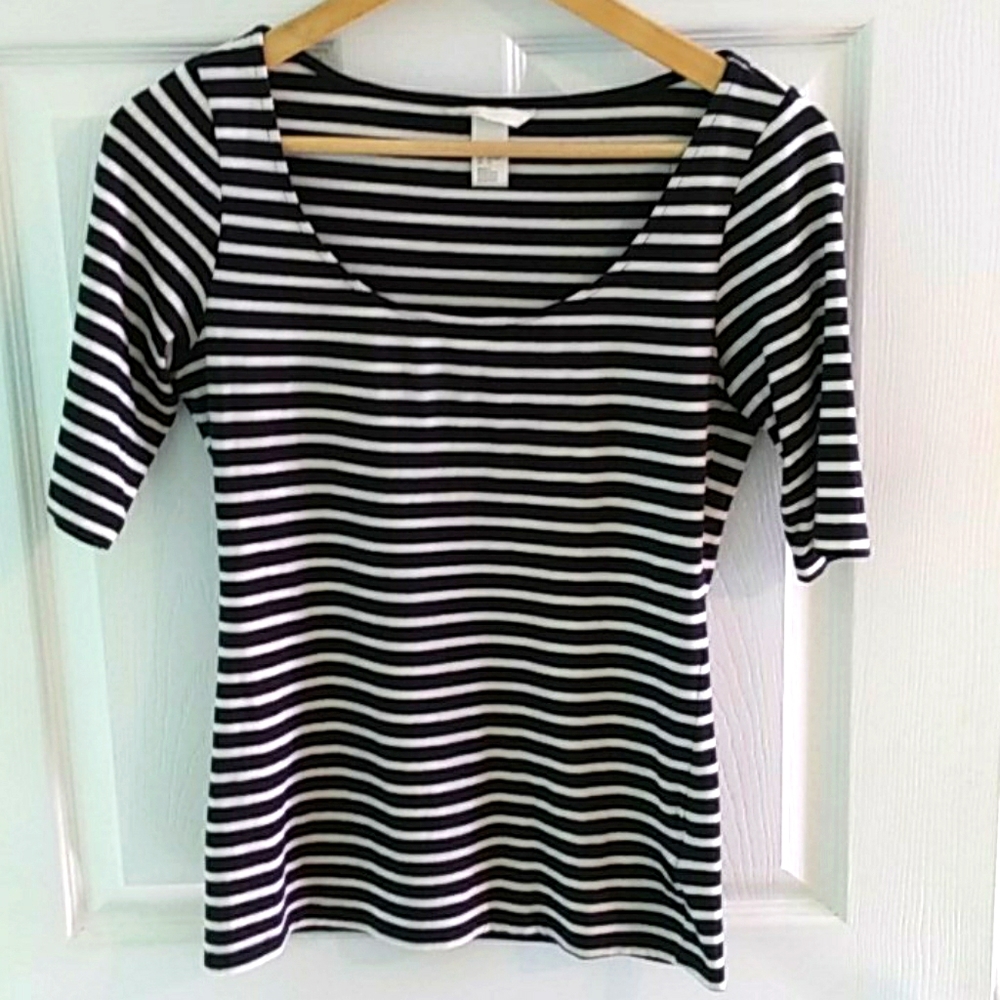 Fitted women's stretch top